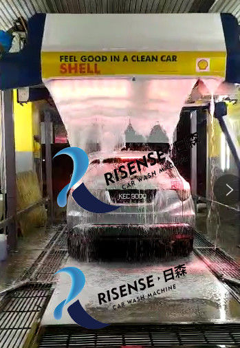 360 équipement de lavage de voiture sans contact avec une puissance de sortie de 42 kW et un système de pulvérisation sans essuie-glace