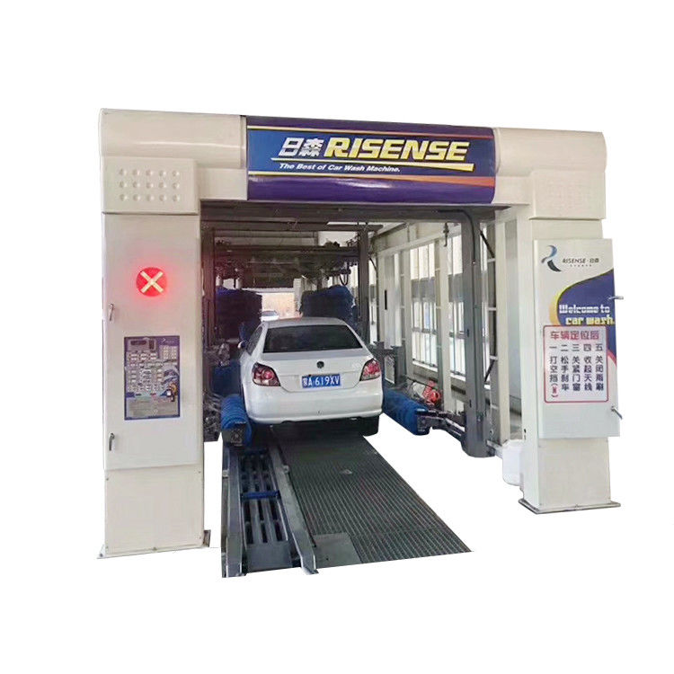 Nettoyez efficacement votre voiture avec 9 brosses