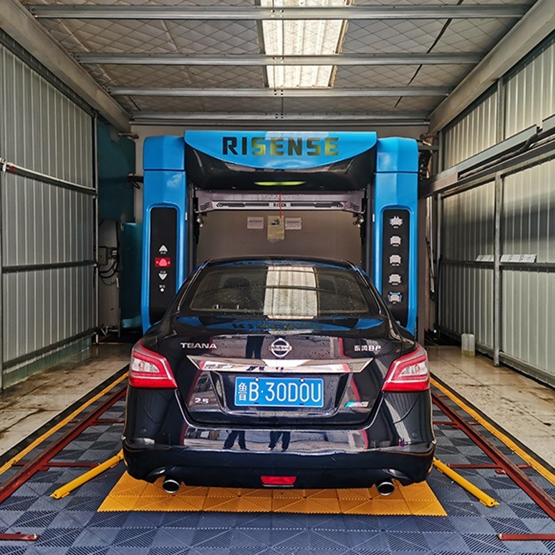 Cadre en acier galvanisé trempé à chaud Risense Double bras Touche libre Système de lavage de voiture sans pinceau