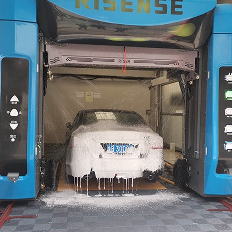 Le lavage de voiture sans contact en Malaisie Risense 360 entièrement automatique sans pinceau et sans contact